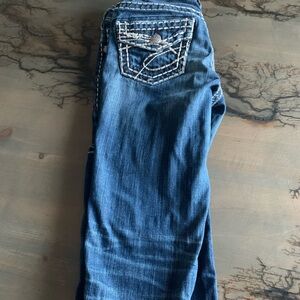 Mid Straight Leg Silver Suki Jeans, Size 28